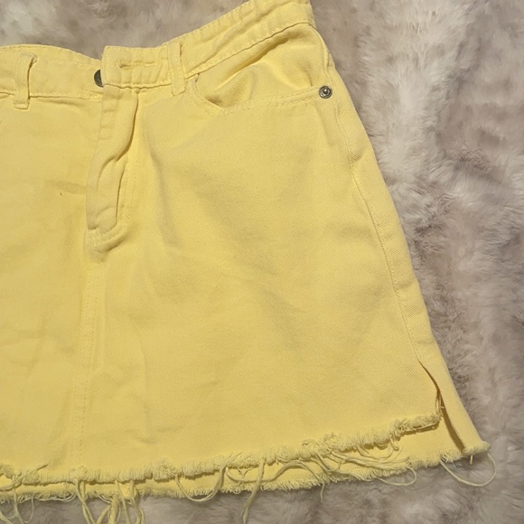 ✨yellow denim mini shirt✨ - Picture 2 of 4
